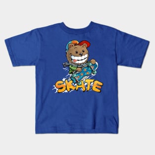 Skater bear Kids T-Shirt